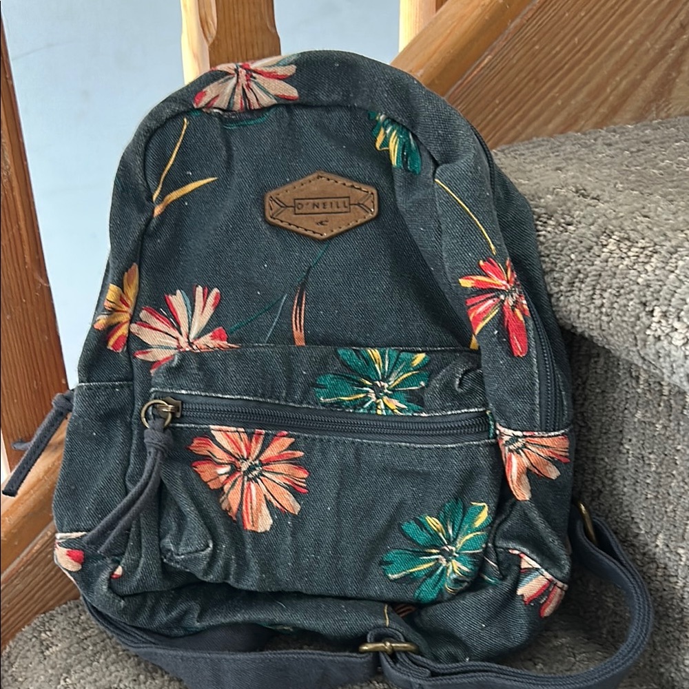 O'Neill Black Backpack with Durable Design and Practicality